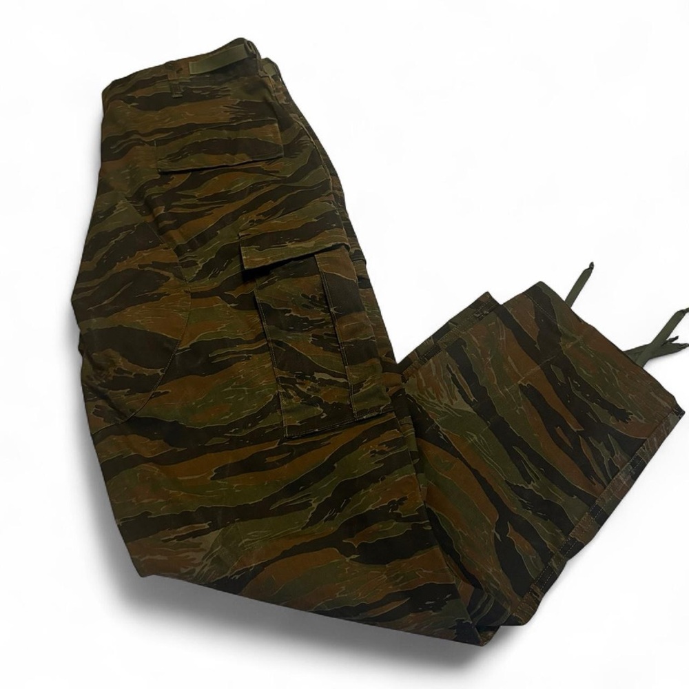 NWOT Baggy Military Surplus Dark Tiger Camo Cargo Pants
